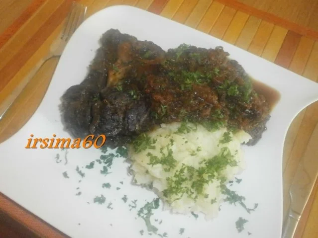 Geschmorte Kalbsbeinscheiben - Rezept