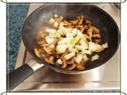 ❀Einladung zum Osterfrühstück ❀ Omelett gefüllt mit Champignons - Rezept - Bild Nr. 8