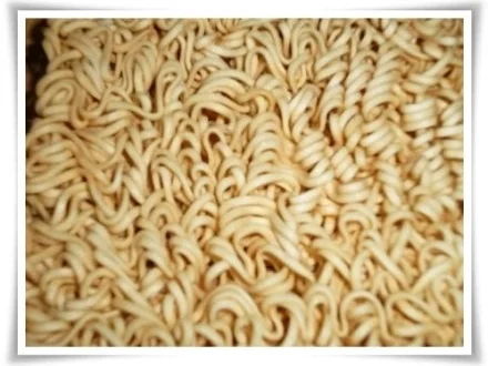 Gebratene Chinesische Nudeln mit Bulette - Rezept - Bild Nr. 6