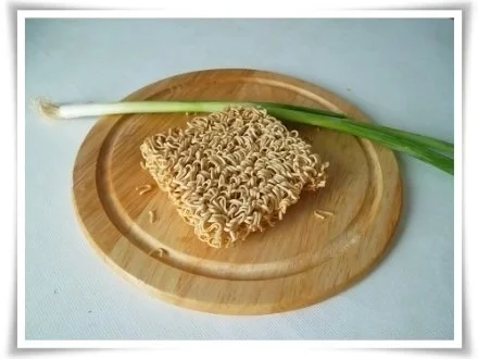 Gebratene Chinesische Nudeln mit Bulette - Rezept - Bild Nr. 7