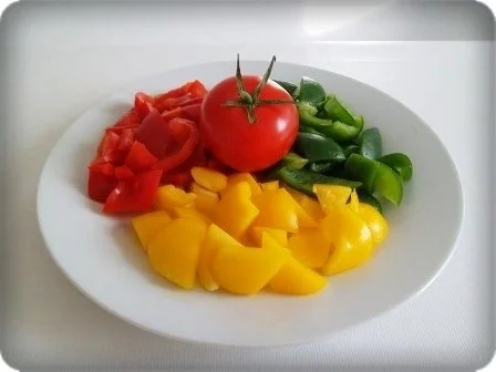 Rezept: Zarte Rinderleber mit buntem Paprika und Salzkartoffeln dazu Bild Nr. 7 Zarte Rinderleber mit buntem Paprika und Salzkartoffeln dazu - Rezept - Bild Nr. 7