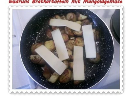 Rezept: Kartoffeln: Bratkartoffeln mit Mangoldgemüse Bild Nr. 5 Kartoffeln: Bratkartoffeln mit Mangoldgemüse - Rezept - Bild Nr. 5