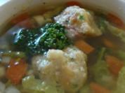 Tiroler Speckknödelsuppe - Rezept