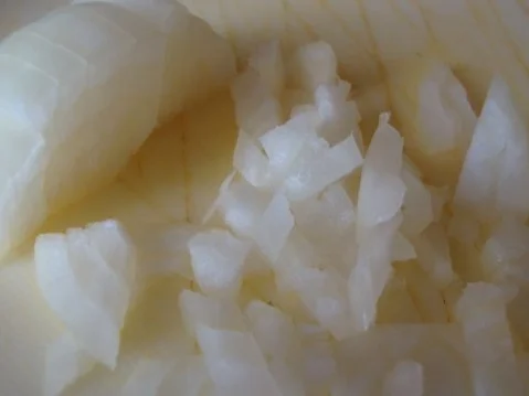 Rezept: Tiroler Speckknödelsuppe Bild Nr. 7 Tiroler Speckknödelsuppe - Rezept - Bild Nr. 7