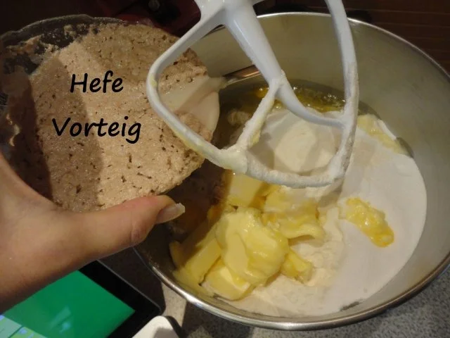 geflochtener Oster Hefe Kranz - Rezept - Bild Nr. 4