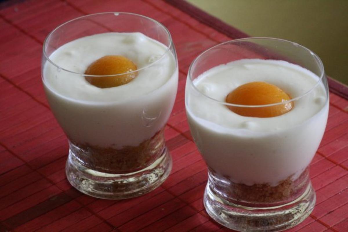 Dessert: Joghurt-Creme mit Aprikose - Rezept