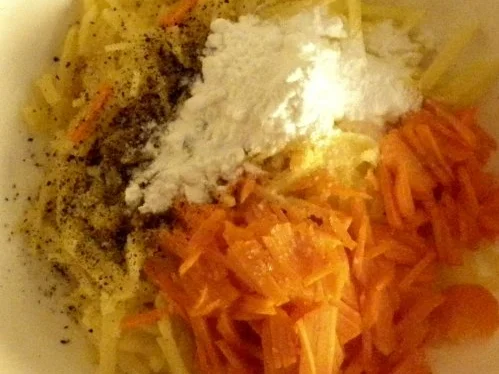 Blumenkohl-Curry mit Kartoffel-Möhren-Rösti - Rezept - Bild Nr. 3