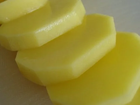 Südtiroler Zwiebelsuppe mit Bratkartoffel & Bergkäse Topping - Rezept - Bild Nr. 13