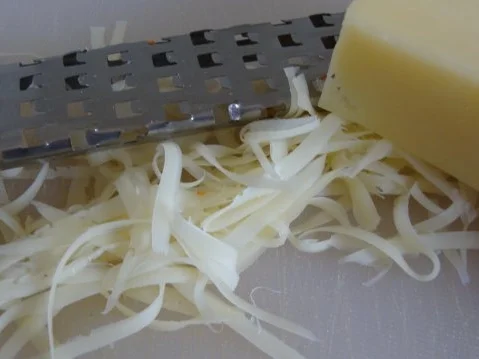 Südtiroler Zwiebelsuppe mit Bratkartoffel & Bergkäse Topping - Rezept - Bild Nr. 12