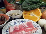 Marion's Spinat-Salat mit Datteln im Bacon-Mantel - Rezept