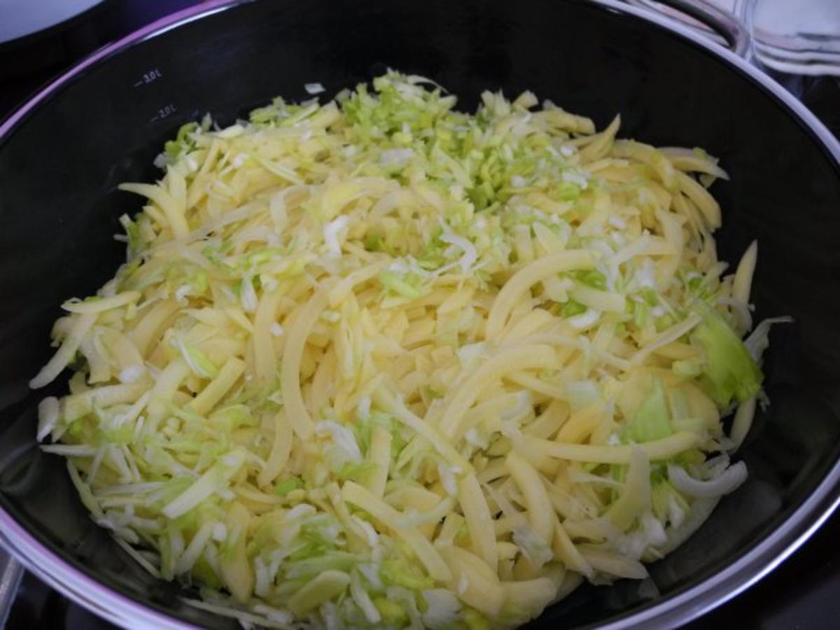 Suppen & Eintöpfe :  Kartoffelsuppe geraspelt - Rezept - Bild Nr. 5
