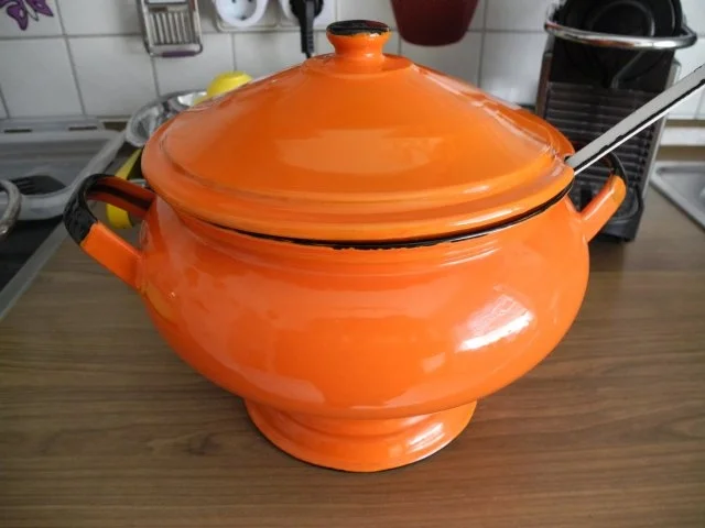 Suppen & Eintöpfe :  Kartoffelsuppe geraspelt - Rezept