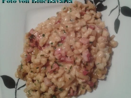 Nudelgerichte: Sauerrahm-Käsespätzle mit Bauchspeck - Rezept