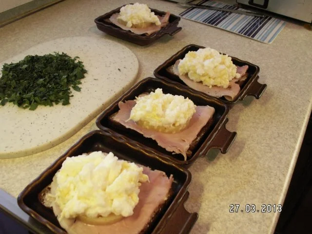 Graubrot-Hawaii mit Schneehaube - Rezept - Bild Nr. 6