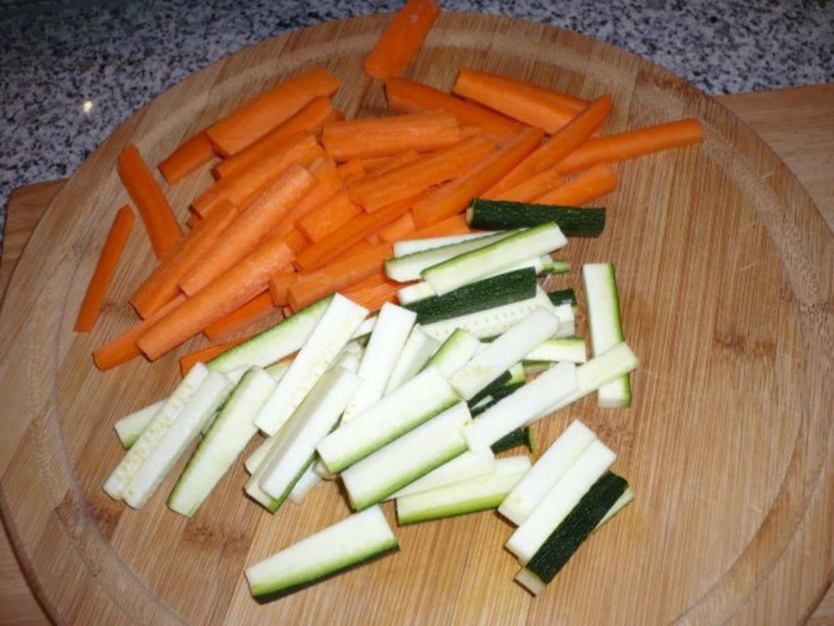 Puten-Karotten-Geschnetzeltes mit Schnittlauchreis - Rezept - Bild Nr. 4