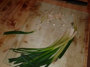 lauwarmer Gourmet-Nudelsalat mit Entrecot und Pfifferlingsauce - Rezept