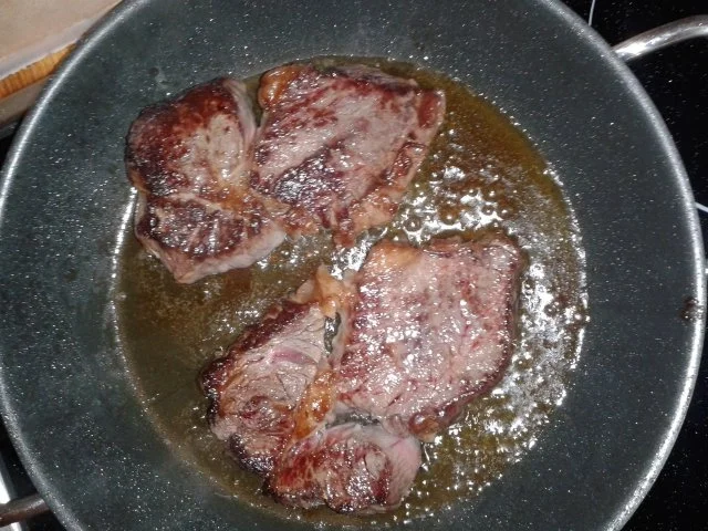 lauwarmer Gourmet-Nudelsalat mit Entrecot und Pfifferlingsauce - Rezept - Bild Nr. 7