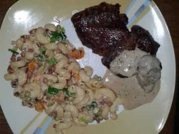 lauwarmer Gourmet-Nudelsalat mit Entrecot und Pfifferlingsauce - Rezept - Bild Nr. 9