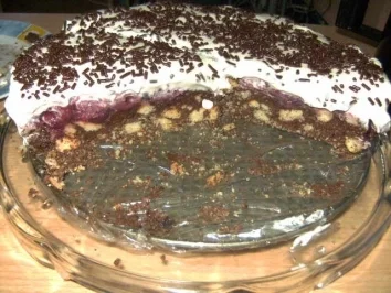 Nutella-Kirsch-Torte mit Zwieback - Rezept