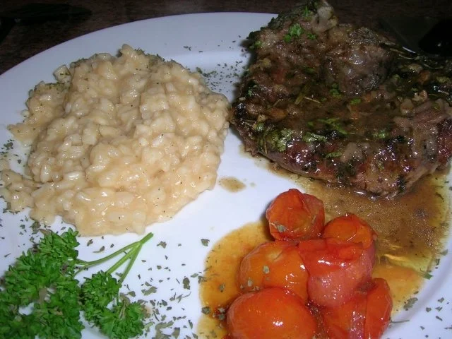 Rezept: Ossobuco alla milanese (Kalbshaxe nach Mailänder Art) Bild Nr. 4 Ossobuco alla milanese (Kalbshaxe nach Mailänder Art) - Rezept - Bild Nr. 4