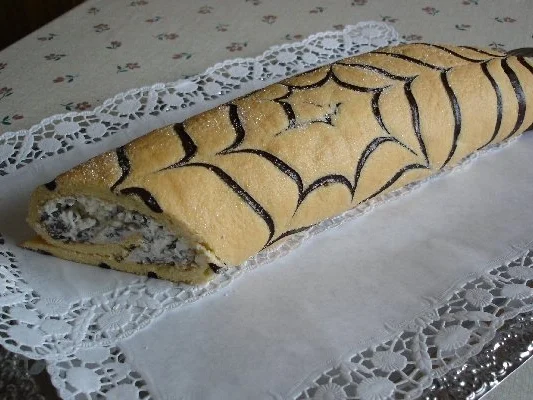 Weiß-Schwarz-Rolle - Rezept - Bild Nr. 3