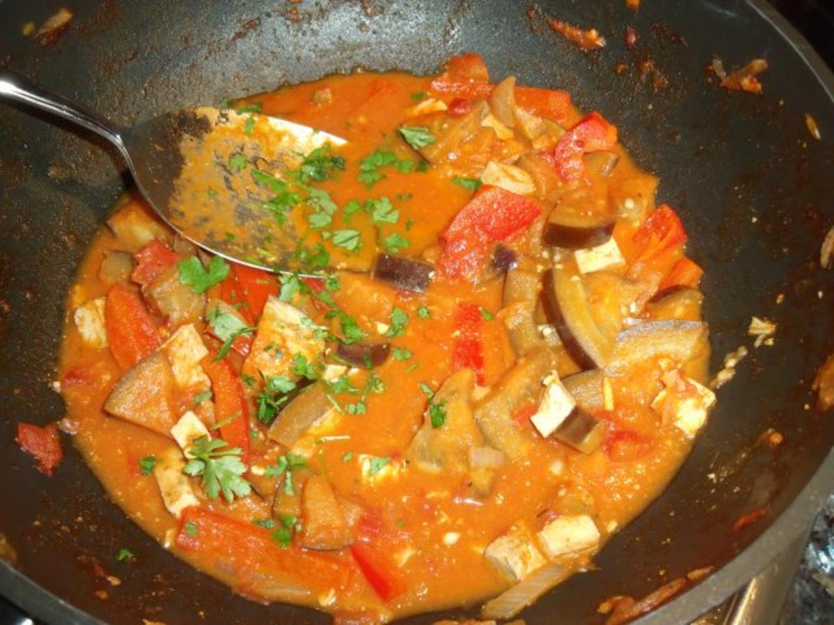 Auberginen-Tofu-Thai-Curry; vegetarisch, asiatisch - Rezept