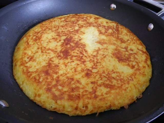 Rezept: Kassler ohne Knochen aus dem Ofen mit fruchtigem Sauerkraut und Raspel-Rösti Bild Nr. 3 Kassler ohne Knochen aus dem Ofen mit fruchtigem Sauerkraut und Raspel-Rösti - Rezept - Bild Nr. 3