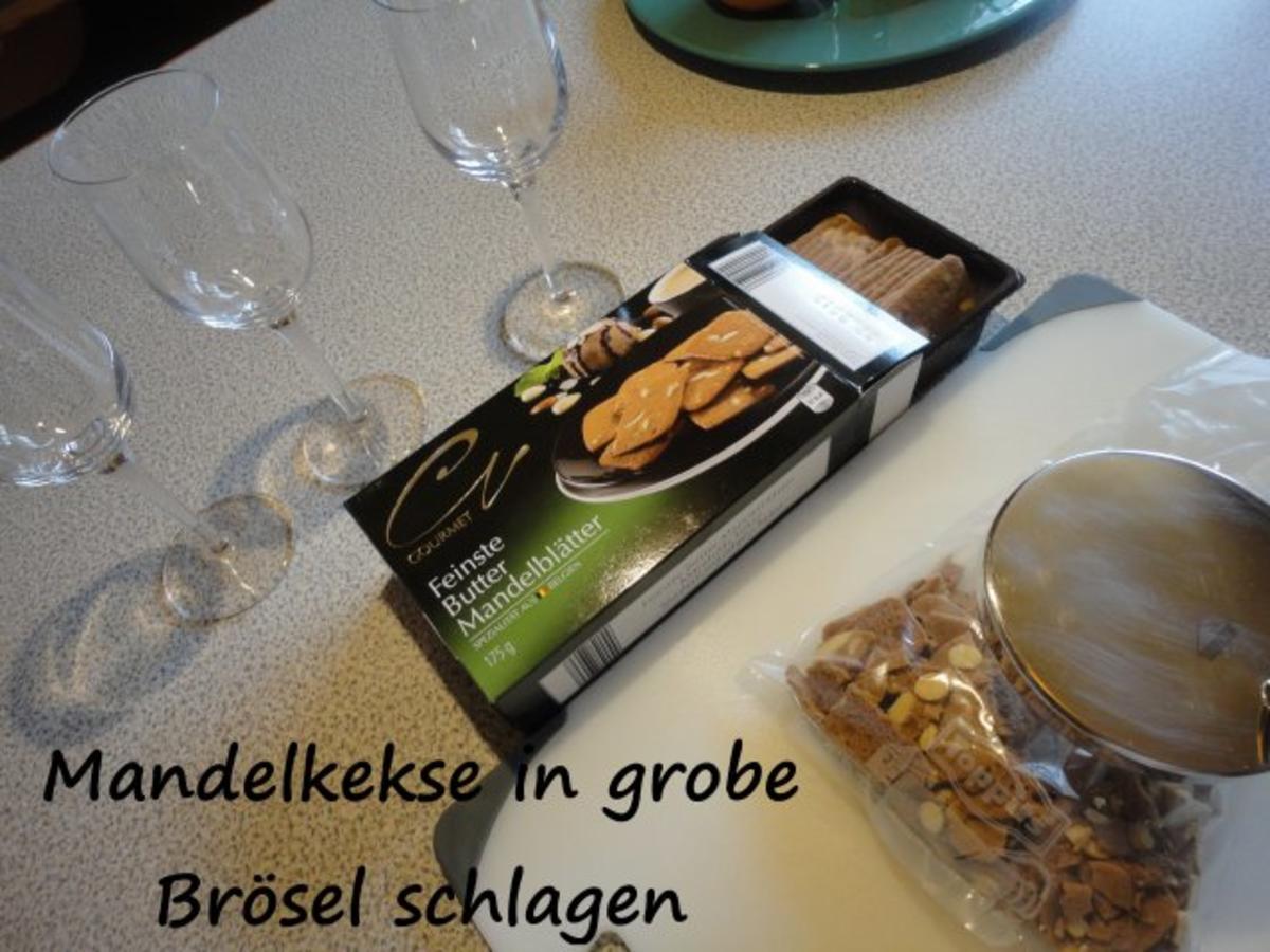 Weinbrand Weichseln mit Vanille Creme & Knusper Brösel - Rezept - Bild Nr. 2