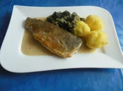 Rezept: Kochen: Forelle gebraten mit Senfsoße und Mangoldgemüse Kochen: Forelle gebraten mit Senfsoße und Mangoldgemüse - Rezept