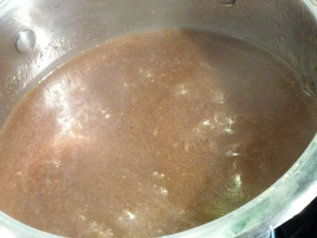 Geschmorte Wildhasenteile mit gemischtem Salat - Rezept - Bild Nr. 5