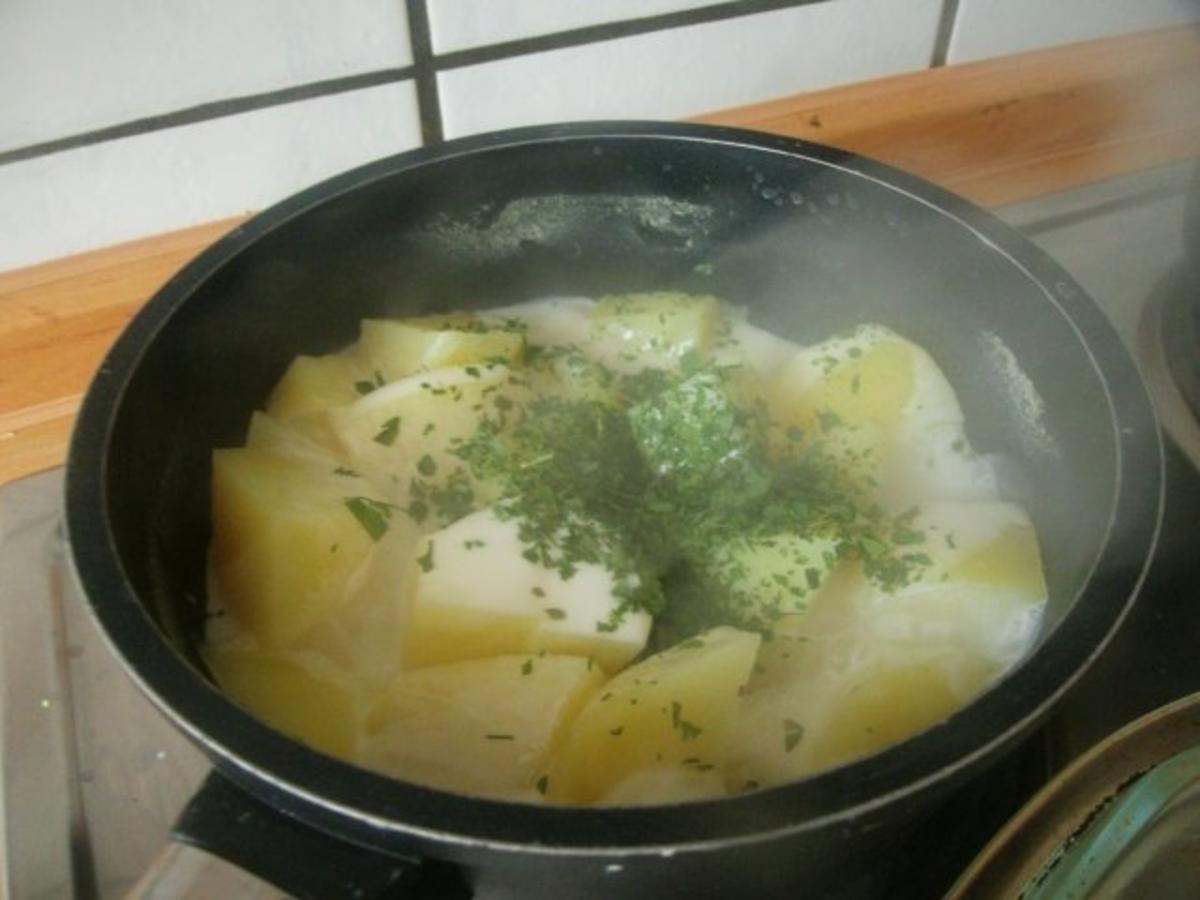 Gedünstetes Kabeljaufilet mit Broccoli und Sahnekartoffeln - Rezept - Bild Nr. 4