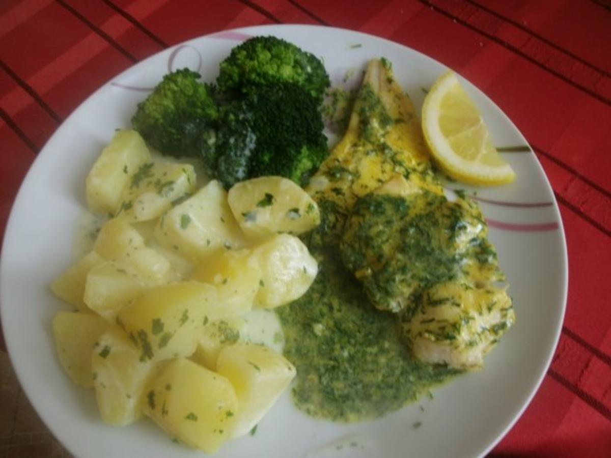 Gedünstetes Kabeljaufilet mit Broccoli und Sahnekartoffeln - Rezept ...