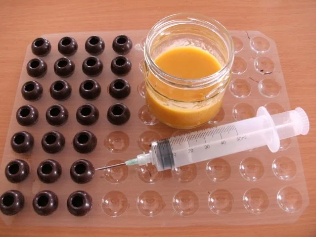 Rezept: Konfekt: Eierlikör - Trüffel Bild Nr. 3 Konfekt: Eierlikör - Trüffel - Rezept - Bild Nr. 3