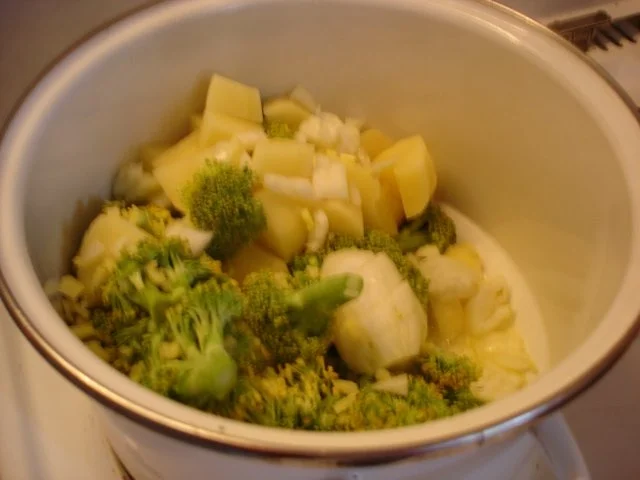 Rezept: Kabeljaufilet in Goldkruste mit Brokkolie-Kartoffelstampf Bild Nr. 7 Kabeljaufilet in Goldkruste mit Brokkolie-Kartoffelstampf - Rezept - Bild Nr. 7