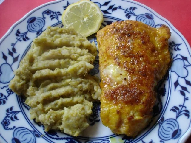 Rezept: Kabeljaufilet in Goldkruste mit Brokkolie-Kartoffelstampf Bild Nr. 11 Kabeljaufilet in Goldkruste mit Brokkolie-Kartoffelstampf - Rezept - Bild Nr. 11