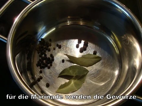 Rinderrouladen nach "Sauerbraten Art" - Rezept - Bild Nr. 2