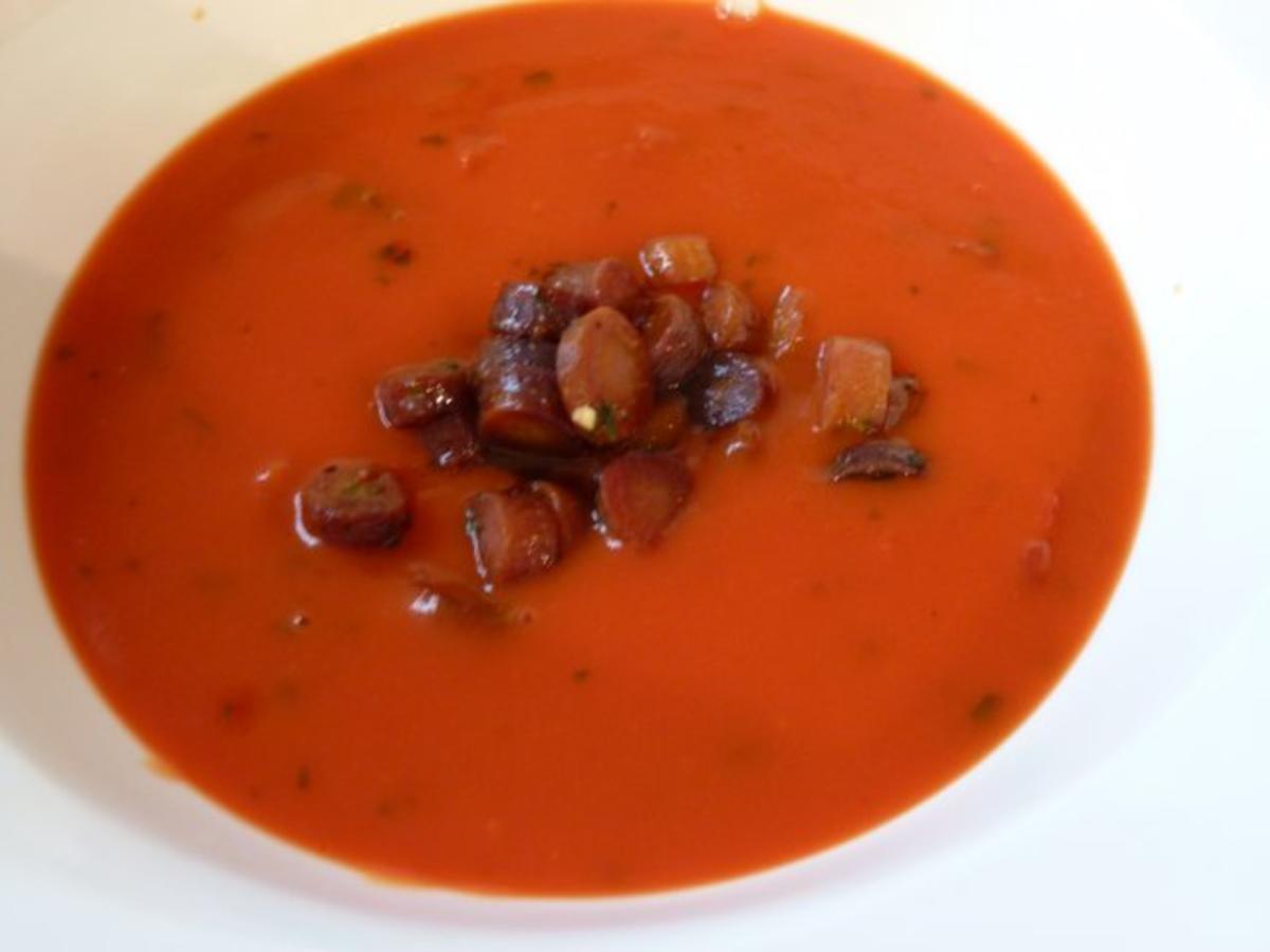 Bilder für Kokos-Tomatensuppe mit Lila-Karotteneinlage - Rezept
