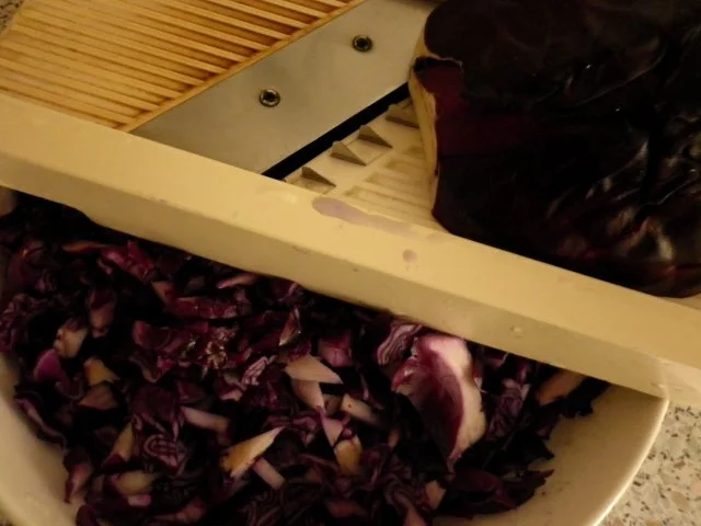 Rezept: Grüne Klöße mit Steinpilzen und Rotkohl Bild Nr. 3 Grüne Klöße mit Steinpilzen und Rotkohl - Rezept - Bild Nr. 3