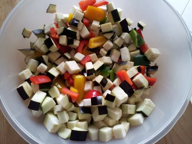 Rezept: Gebratenen Auberginen mit Paprika Bild Nr. 2 Gebratenen Auberginen mit Paprika - Rezept - Bild Nr. 2