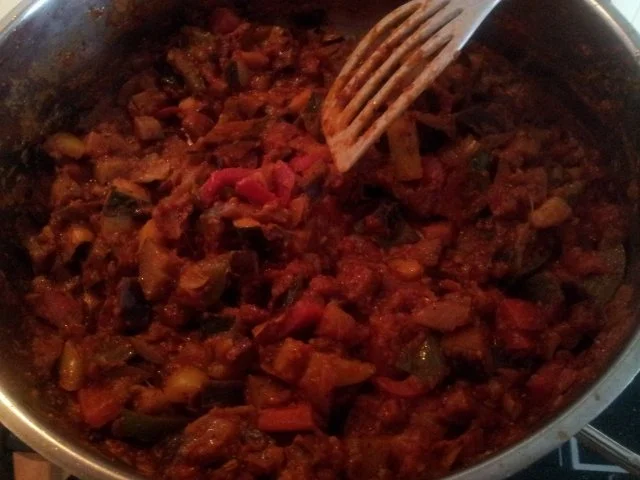 Rezept: Gebratenen Auberginen mit Paprika Bild Nr. 7 Gebratenen Auberginen mit Paprika - Rezept - Bild Nr. 7