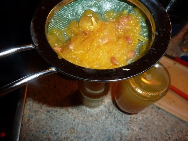 Rezept: Getränk: Zitronensirup Bild Nr. 5 Getränk: Zitronensirup - Rezept - Bild Nr. 5