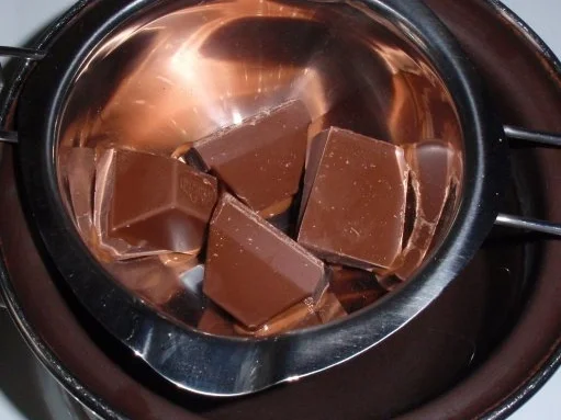 Rezept: Schoko-Walnuss-Haselnuss-Kuchen Bild Nr. 16 Schoko-Walnuss-Haselnuss-Kuchen - Rezept - Bild Nr. 16