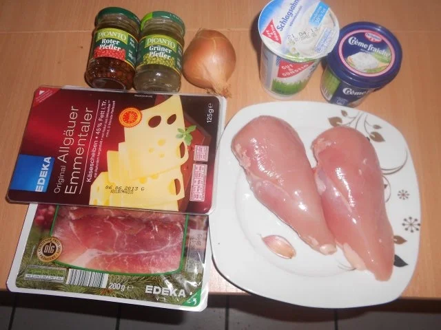 Rezept: Hähnchenbrust im Schinkenmantel an feiner Pfeffersauce Bild Nr. 3 Hähnchenbrust im Schinkenmantel an feiner Pfeffersauce - Rezept - Bild Nr. 3