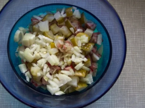 Rezept: Sülzsalat Bild Nr. 2 Sülzsalat - Rezept - Bild Nr. 2