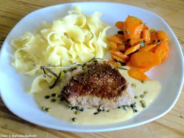 Filet-Steaks mit Pfefferrahm-Sauce - Rezept