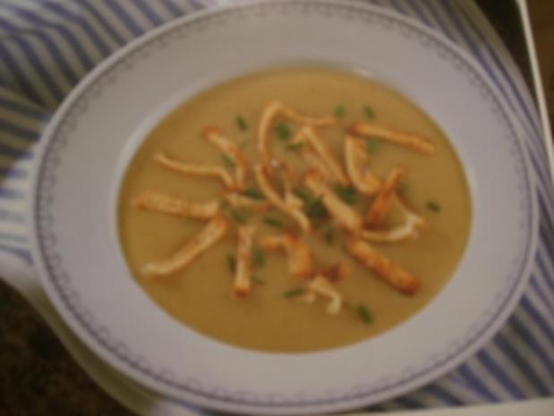 Brotsuppe mit Gemüse