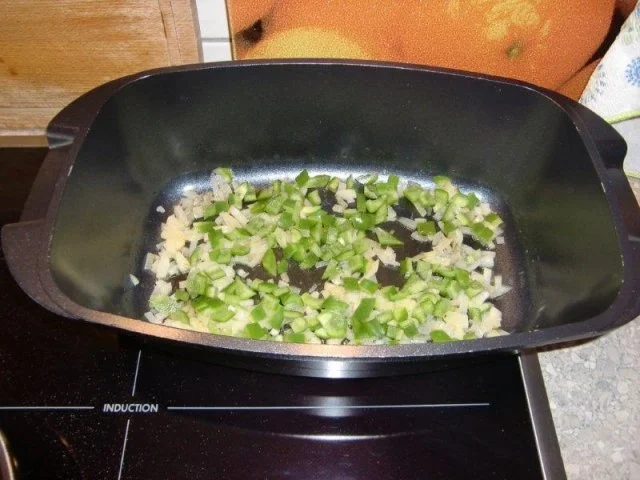 Hähnchenfilet auf Spätzle mit einer Paprikasahnesoße - Rezept - Bild Nr. 7