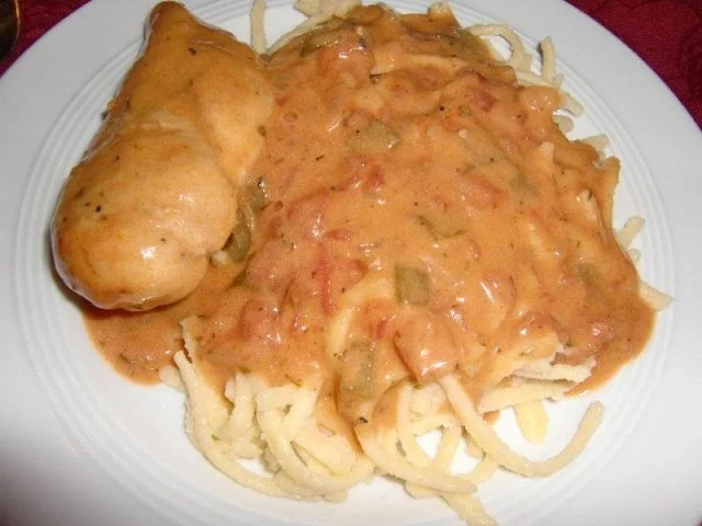 Hähnchenfilet auf Spätzle mit einer Paprikasahnesoße - Rezept - Bild Nr. 14