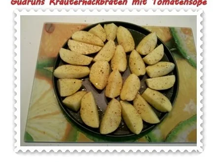 Rezept: Hackfleisch: Kräuterhackfleischbraten mit pikanter Tomatensoße Bild Nr. 6 Hackfleisch: Kräuterhackfleischbraten mit pikanter Tomatensoße - Rezept - Bild Nr. 6