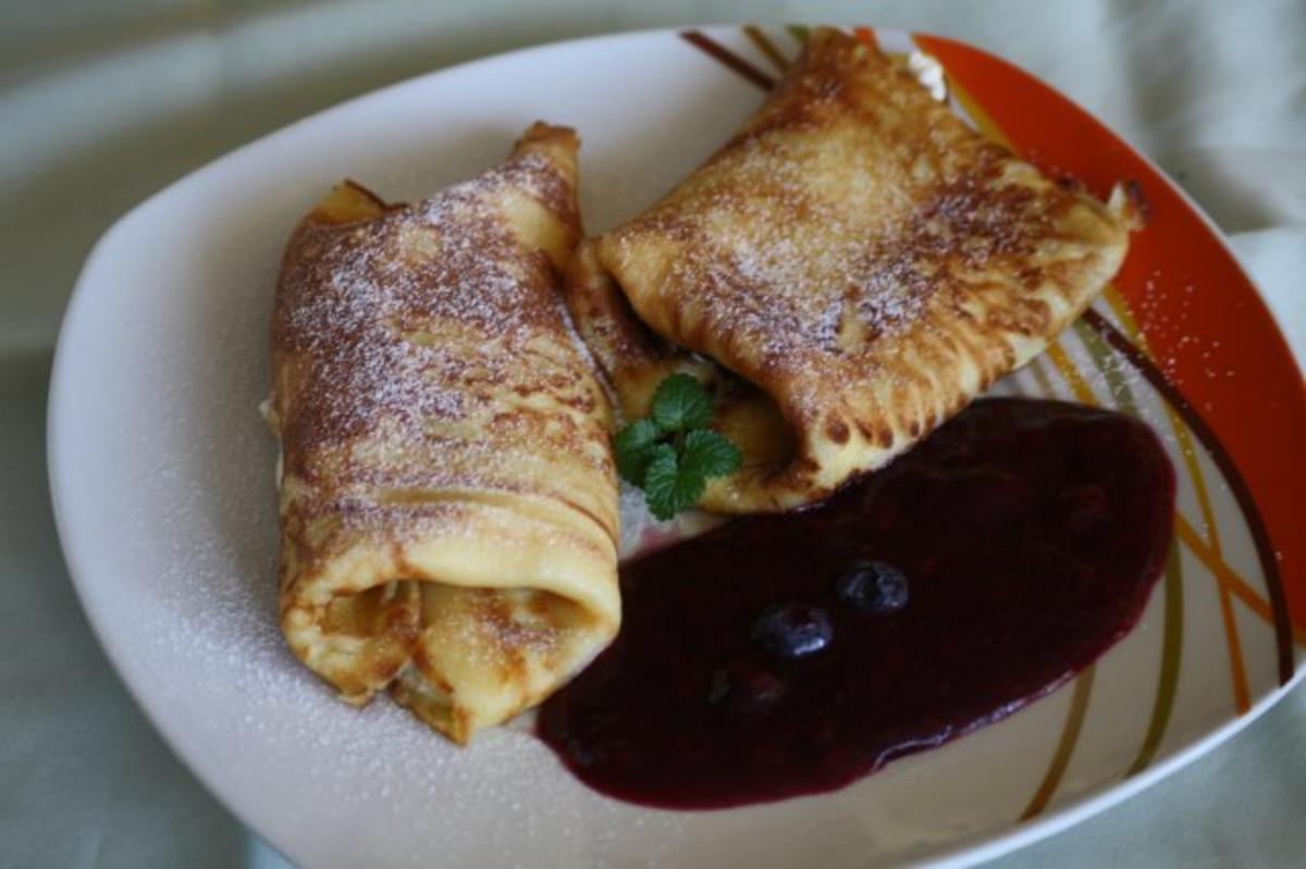 Ofen-Crepes mit Quark-Müsli-Füllung - Rezept - kochbar.de